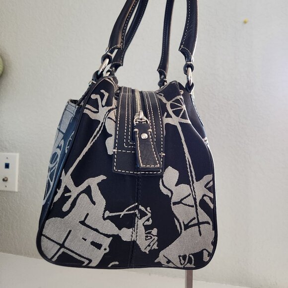 Like New Coach Horse & Carriage Black Shoulder Bag Satchel Purse - Picture 6 of 15